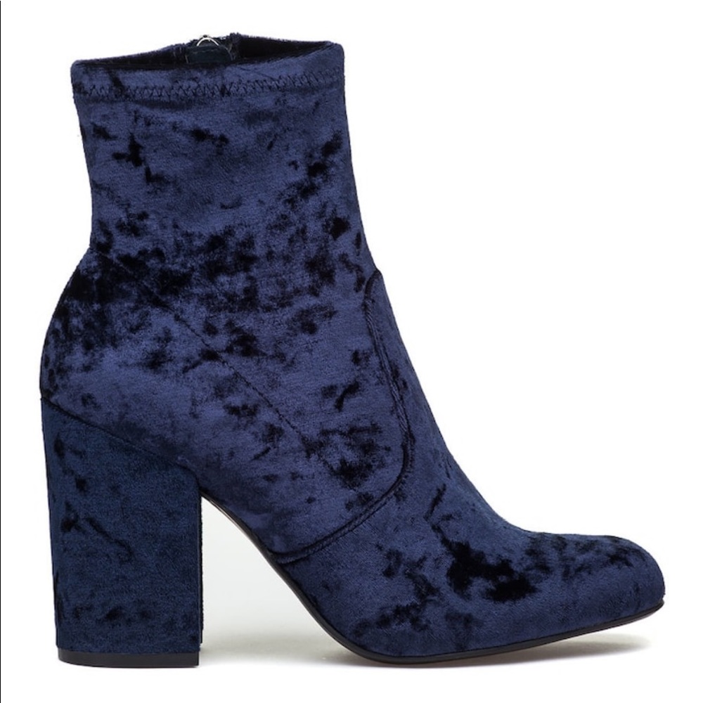 Steve Madden crushed velvet boots